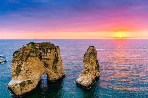 Raouche rocks, Beirut